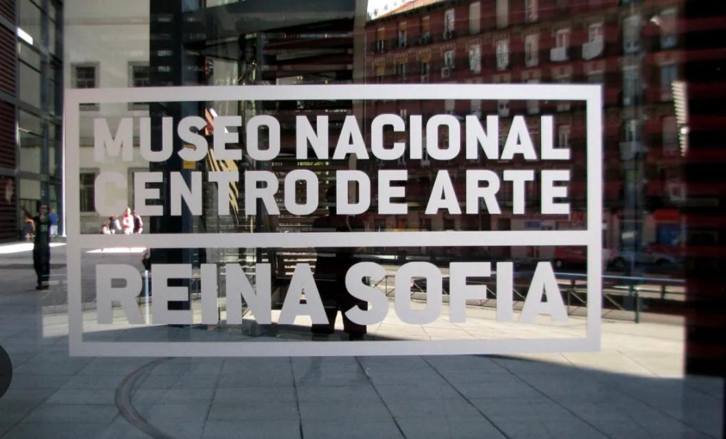Reina Sofía Museum Apartment Madrid Exterior foto